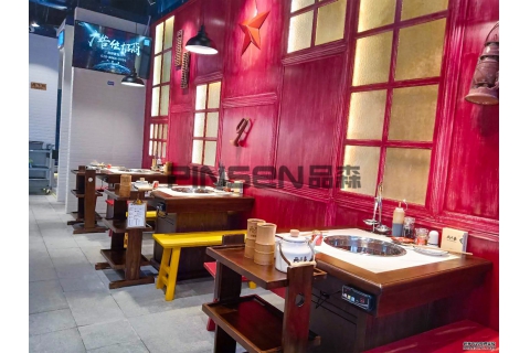 工廠(chǎng)直銷(xiāo)無(wú)煙火鍋?zhàn)罒咀涝趺礃樱空一疱佔(zhàn)酪紊a(chǎn)廠(chǎng)家購(gòu)買(mǎi)有什么優(yōu)勢(shì)？
